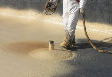 what are the benefits to spray foam roofing in Norwalk?